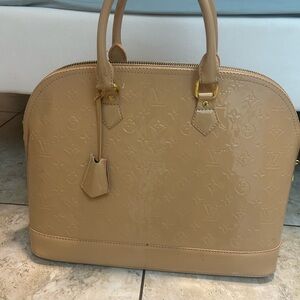 Louis Vuitton Tan Leather Handbag